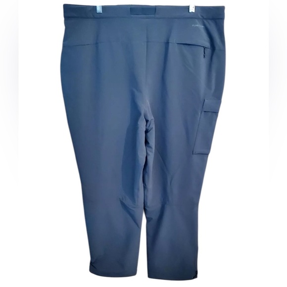 The North Face Black Bridgeway Light Weight Ankle FlashDry Crop Pants Plus Size - Picture 8 of 15